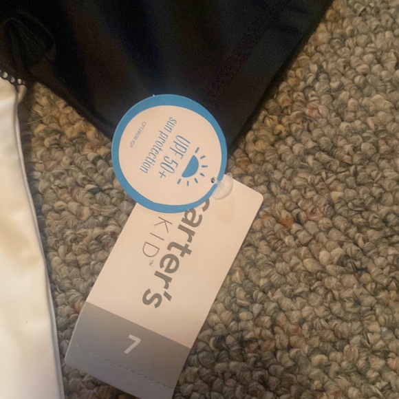 Carter’s rash guard - Picture 5 of 6